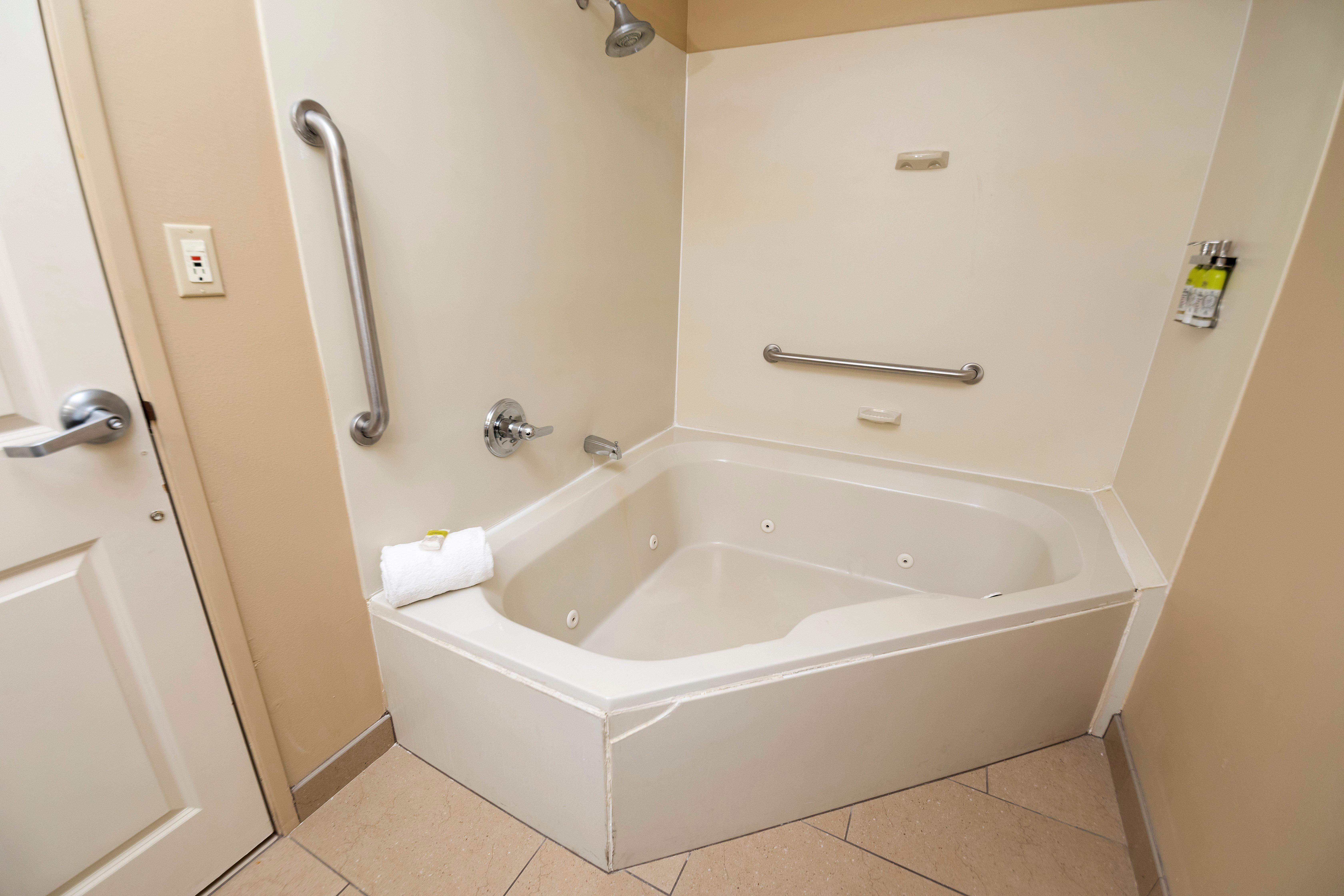 Holiday Inn Express Bloomington West By Ihg Extérieur photo