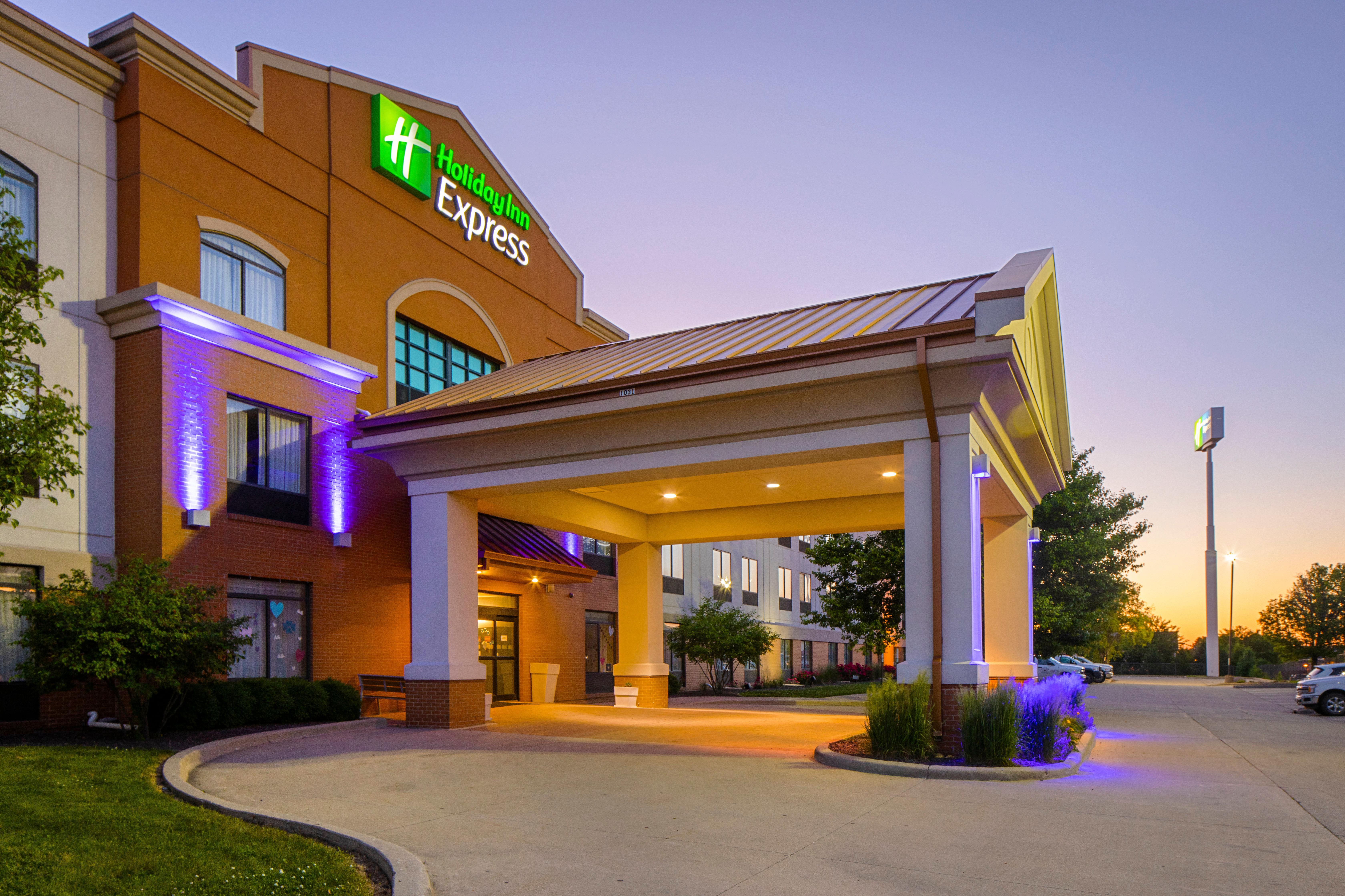 Holiday Inn Express Bloomington West By Ihg Extérieur photo