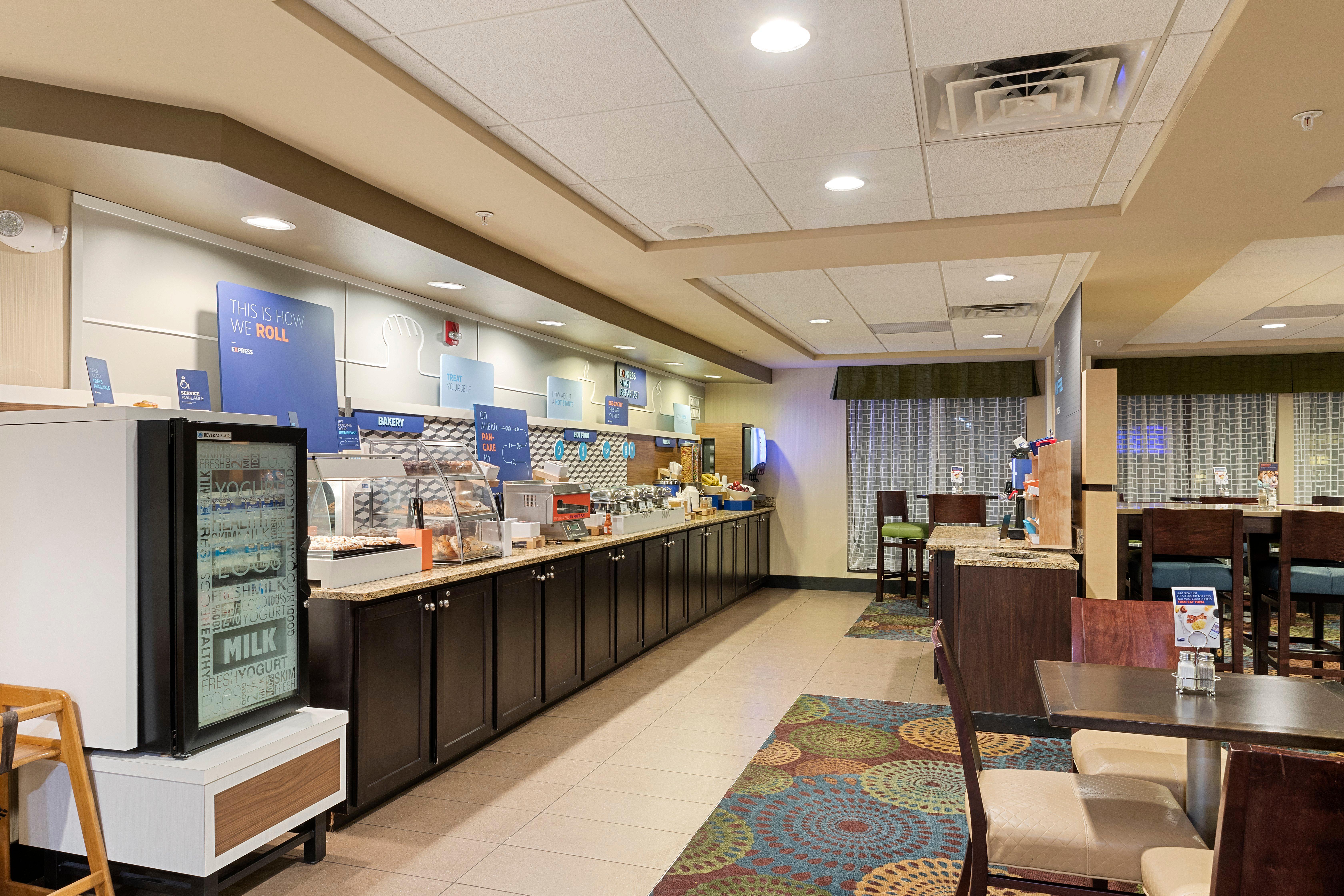 Holiday Inn Express Bloomington West By Ihg Extérieur photo