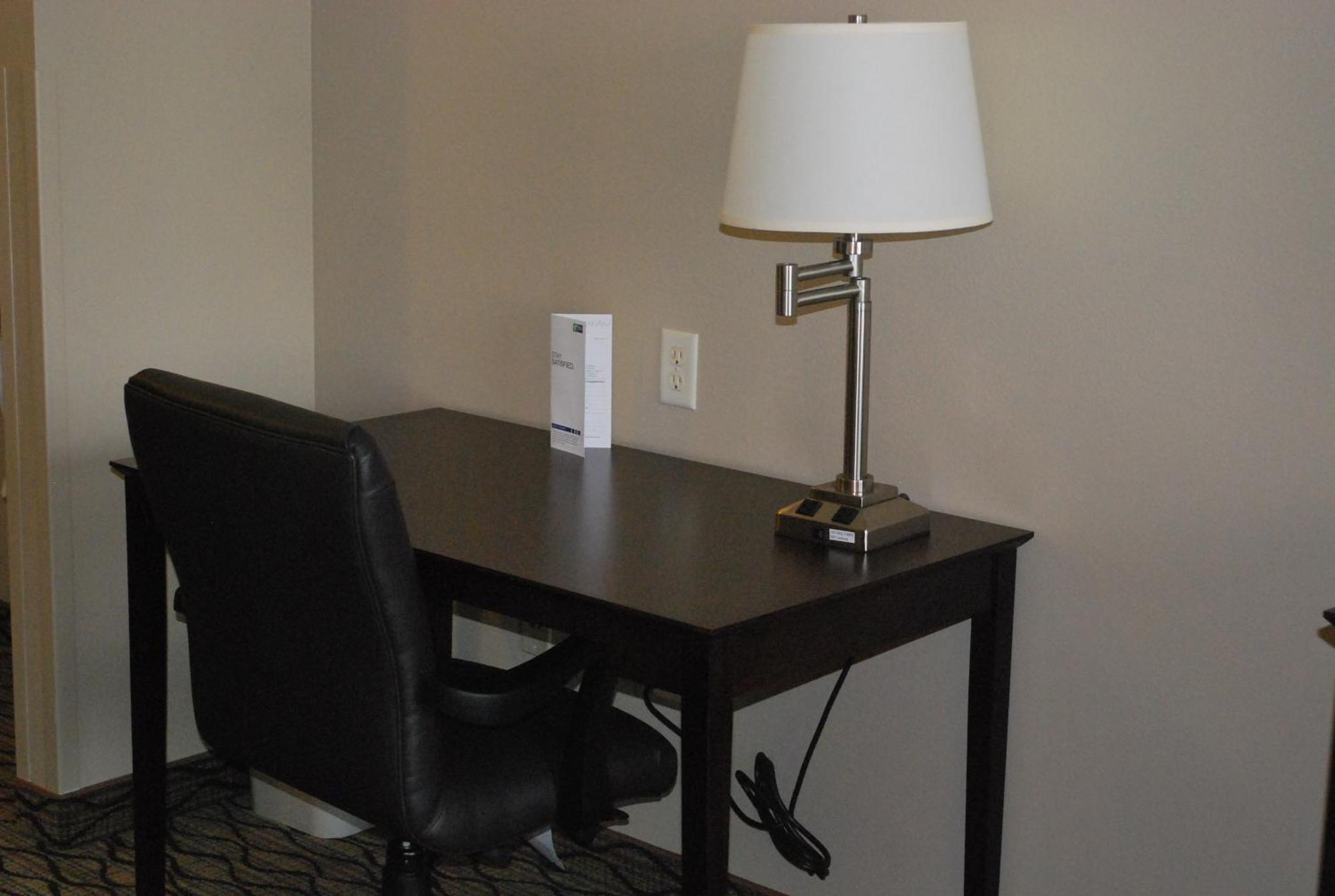 Holiday Inn Express Bloomington West By Ihg Extérieur photo