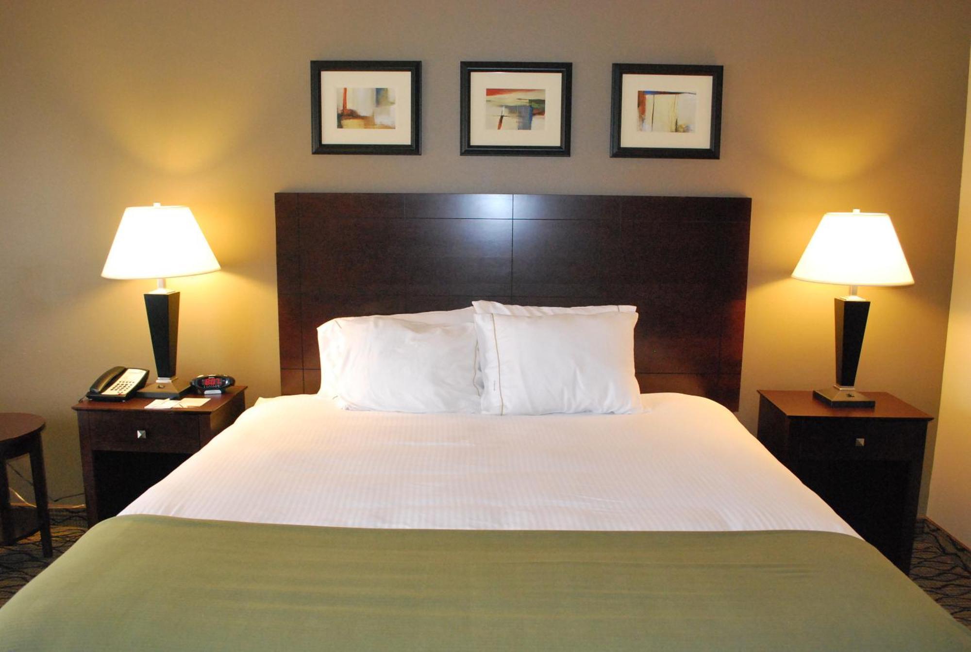 Holiday Inn Express Bloomington West By Ihg Extérieur photo